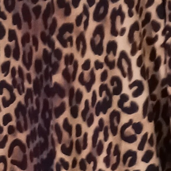 JONES NEW YORK SIGNATURE ANIMAL PRINT TOP - Picture 4 of 4